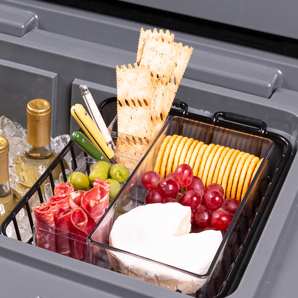 brutank-35qt-55qt-dry-rack-c9 brutank-dry-rack_accessory_alt-1.png